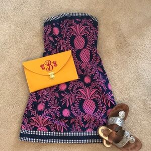 White Tag Vintage Lilly